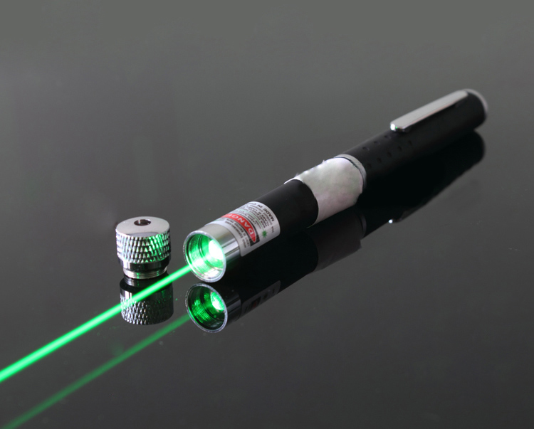 Stylo Pointeur Laser Vert 50mW Longue Portée Lumière Du Jour