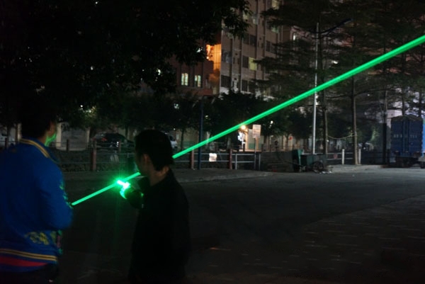 site francais pour acheter un laser puissant