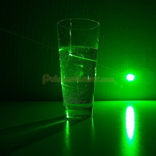 pointeur laser vert puissant