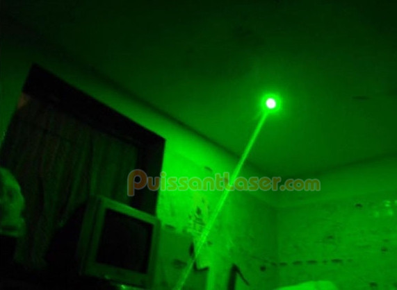 pointeur laser vert de petite taille