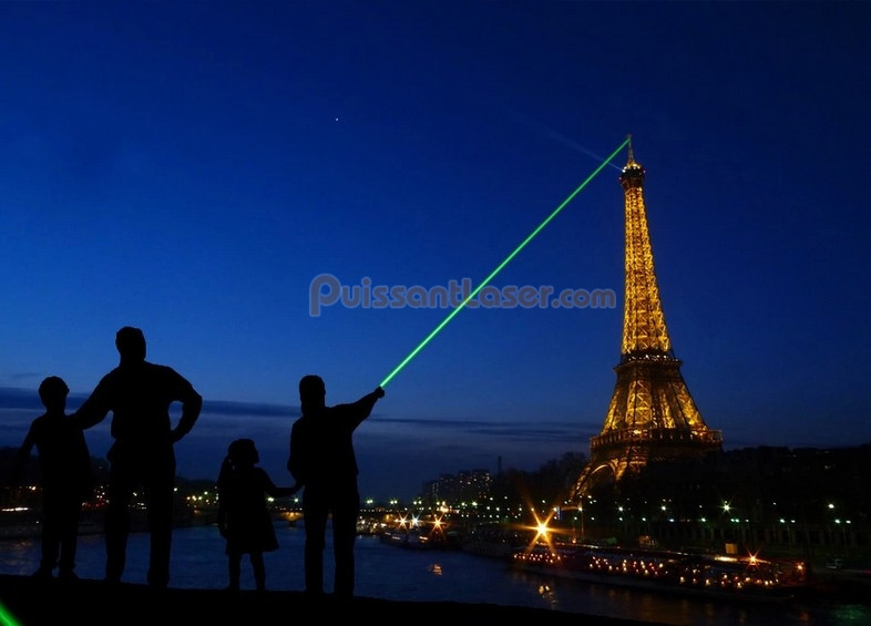 pointeur laser 200mw distance